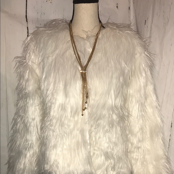 #SOLD!# NWT LAST ONE ! TAN FAUX FUR JACKET M/L - Picture 8 of 8
